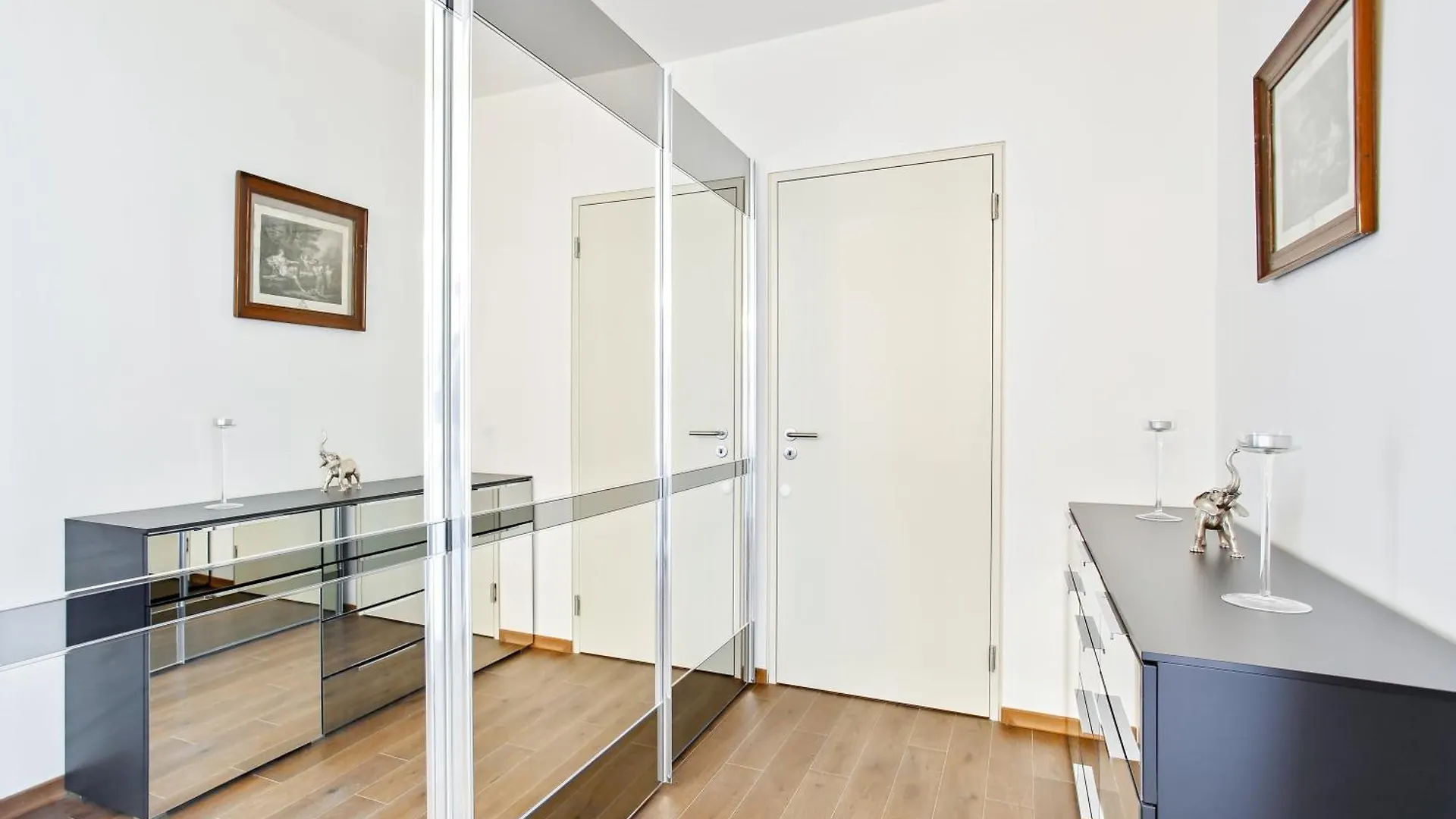 Melody Apartment Prague 0*,